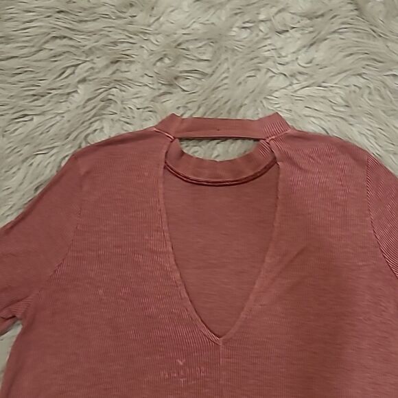 American eagle outfitters dusty‎ pink flowy stretch open back tshirt size medium - Picture 3 of 4